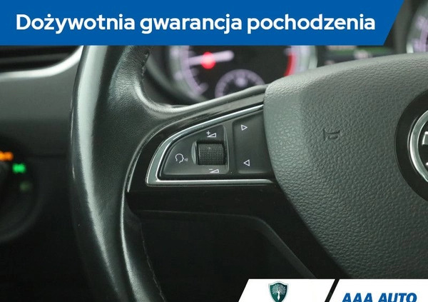 Skoda Octavia cena 62000 przebieg: 193632, rok produkcji 2017 z Reda małe 301